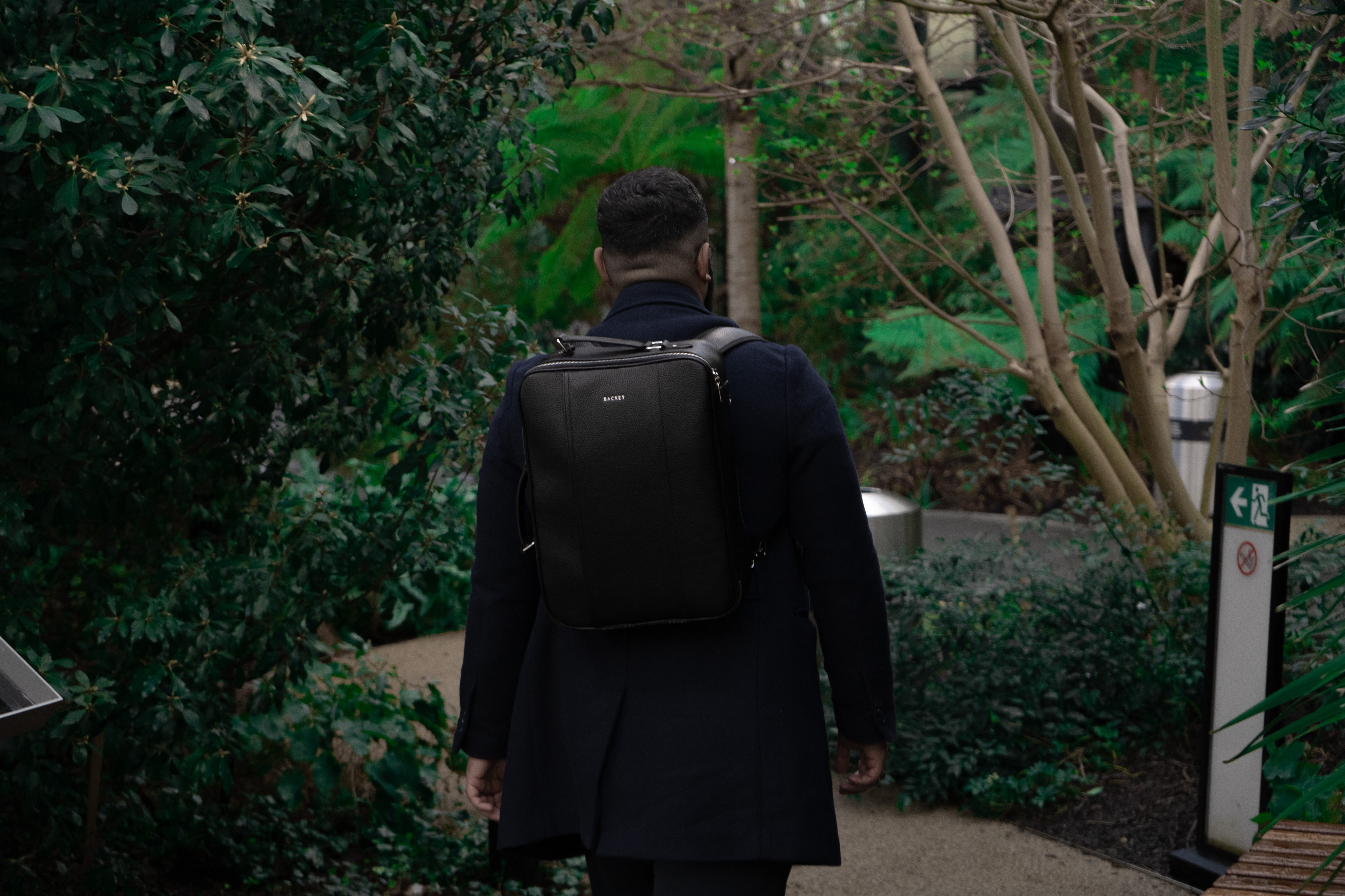 leather backpack professionals